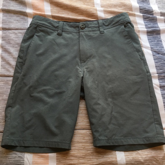 Volcom Other - Volcom hybrid shorts